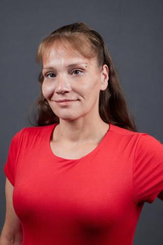 LeAnne Auginaush Headshot